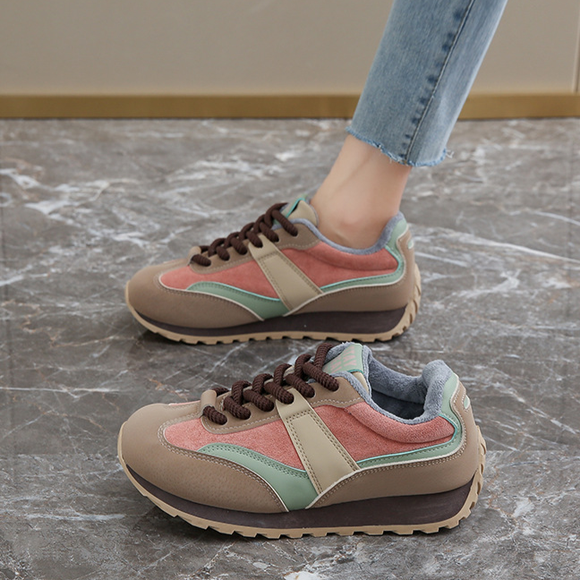 Luna Retro Sneakers
