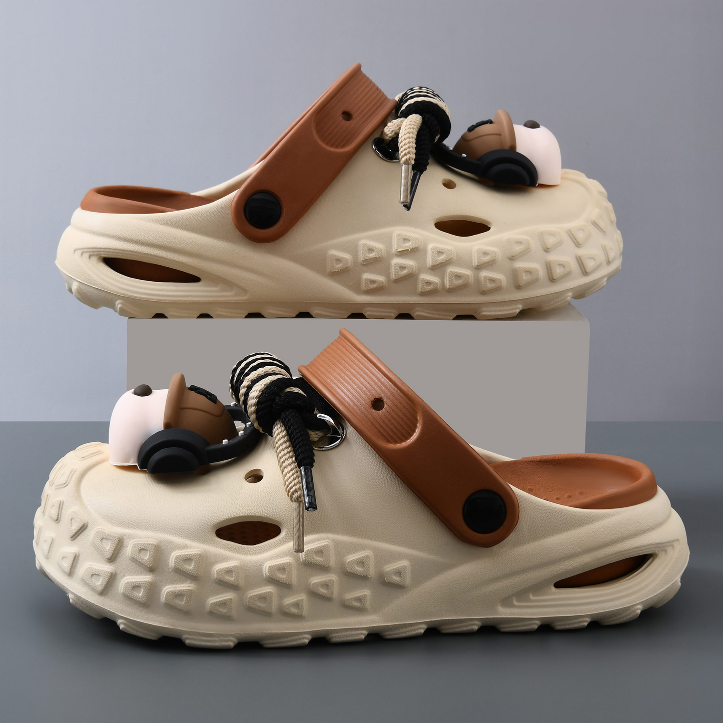 Hype Beatz Laced Clogs - Female