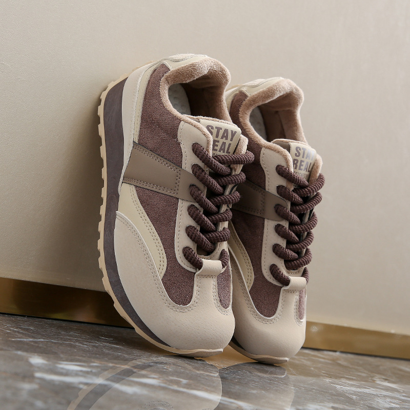 Luna Retro Sneakers